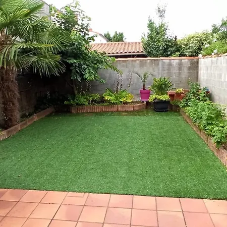 Le Paradis Face Au Marche * Ла-Рошель