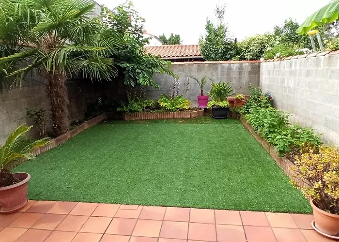 Le Paradis Face Au Marche * La Rochelle (Charente-Maritime)